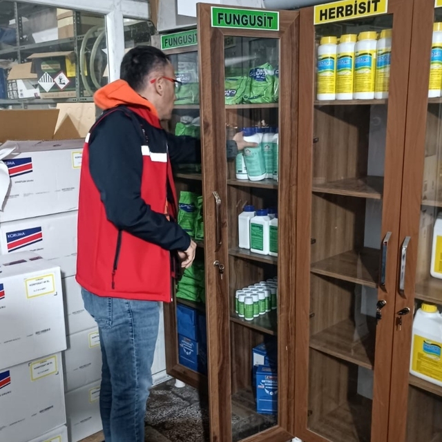 Uşak'ta bitki koruma ürünü denetimleri sürüyor