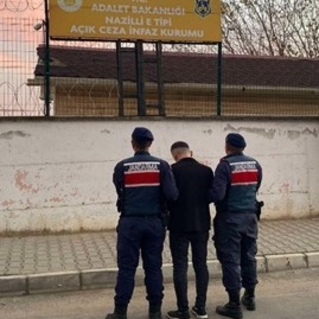 Aydın'da aranan 2 şahıs yakalandı