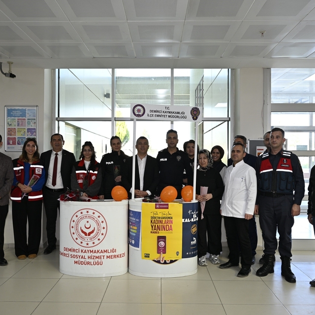 Demirci'de kadına yönelik şiddete karşı farkındalık çalışması yapıldı