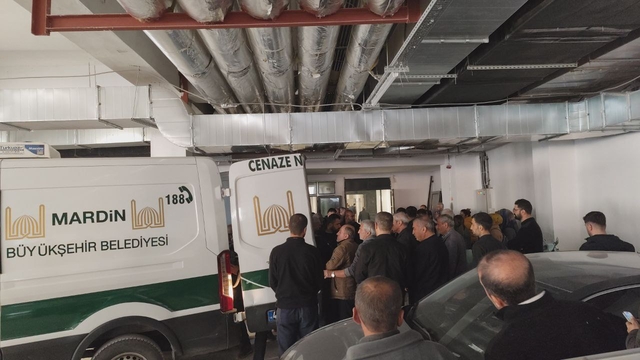 Mardin'de anne, baba ve 5 yaşındaki kızları, başlarından vurulmuş halde ölü bulundu (3)