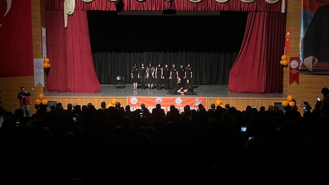 Vali Kızılkaya, "Kadın, ailenin temel direği, toplumun vicdanı ve geleceğin mimarıdır"