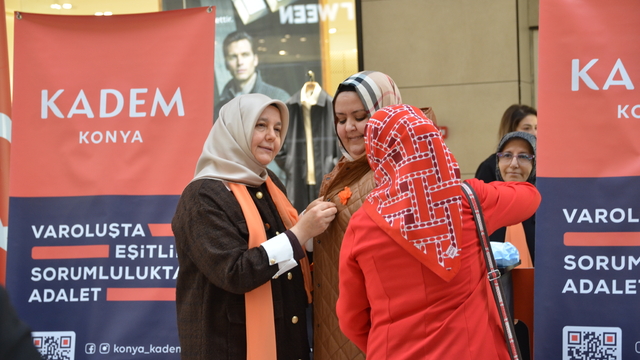 Konya'da Kadına Yönelik Şiddetle Mücadele ve Dayanışma Günü etkinliği yapıldı
