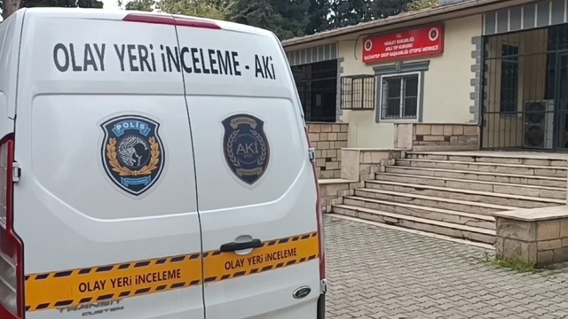 Gaziantep'te kocası tarafından öldürülen kadının cenazesi ailesine teslim edildi