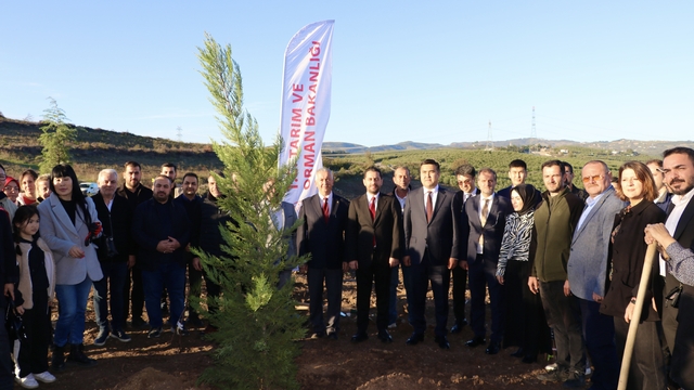 Bursa'da Kırgız Cumhuriyeti Bursa Fahri Konsolosu Bilal Tutuş adına hatıra ormanı oluşturuldu