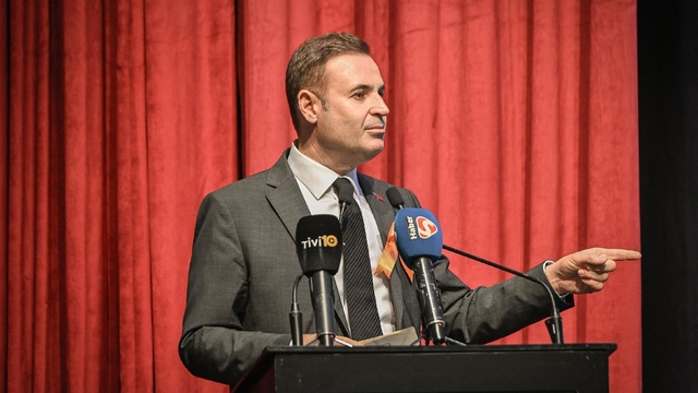 Başkan Akın: "Balıkesir'i sporun merkezi yapacağız"
Amatör spor kulüplerine 75 milyon lira destek