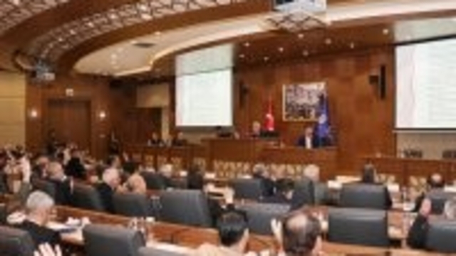 Bursa Büyükşehir'in 2026 yılı bütçesine onay
Bursa Büyükşehir Belediyesi'nin 2026 bütçesi 37 milyar TL olarak belirlendi