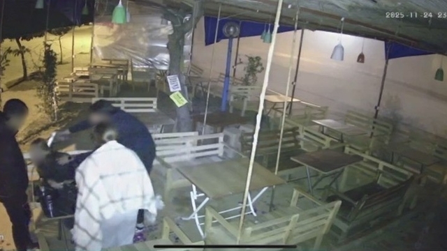 Kız kardeşine şaka yapmak istedi gözaltına alındı
Silahla yapılan şaka gözaltıyla bitti