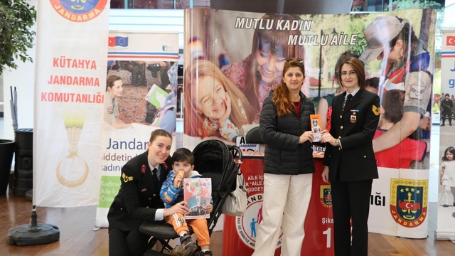 Kadınlara KADES tanıtıldı