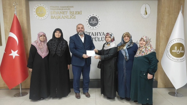 Kütahya'da Kur'an Kursu öğrencilerinden, "Hediyem Kur'an Olsun" kampanyasına destek