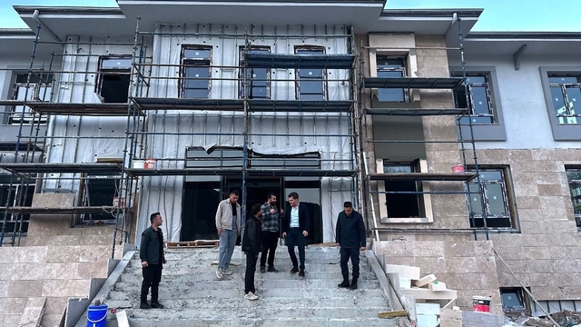 Simav İlçe Jandarma Komutanlığı hizmet binasında sona yaklaşıldı