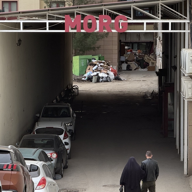 Diyarbakır'da halı saha dönüşü otomobile silahlı saldırı: 1 ölü, 1 yaralı