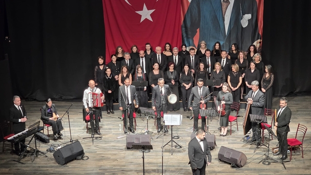 Efeler'de Müzik ve Sanat Akademisi'nden unutulmaz konser