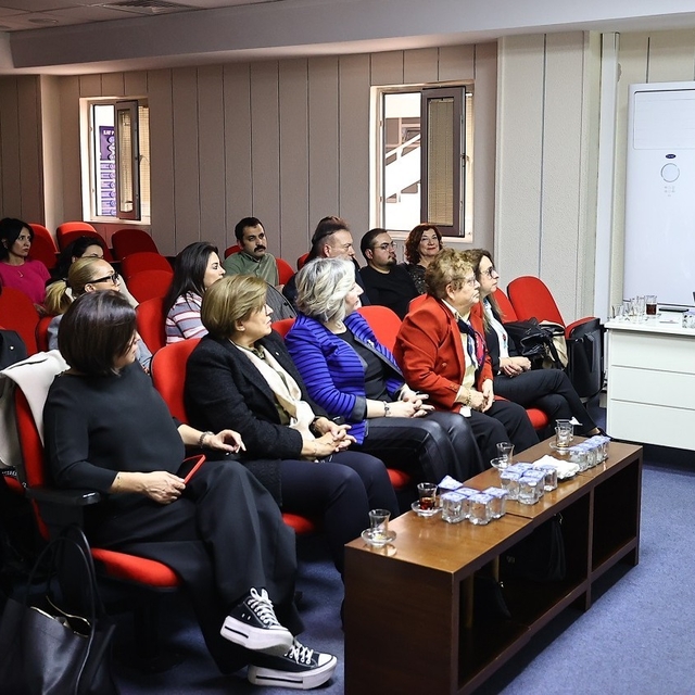 Pilot bölge seçilen Denizli'de kadın dostu çalışmalar sürüyor