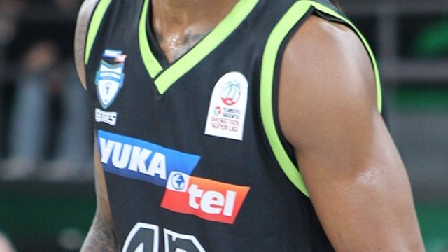 Karşıyaka potada Moody'i bekliyor