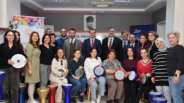 Salihli'de şehit aileleri ve gaziler için Ritm Atölyesi düzenlendi