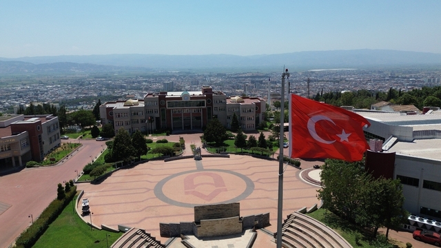 ADÜ Rektörü Kent: "ADÜ'nün geleceğini, üreten gençlerimizle birlikte inşa ediyoruz"