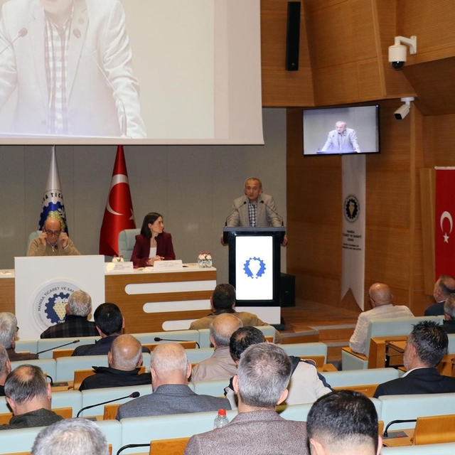 Başkan Yılmaz ekonomiye dair değerlendirmelerde bulundu