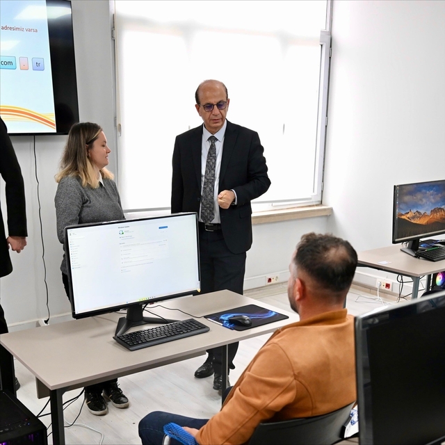 Başkan Geçit'in sözünü verdiği 'Meslek Edindirme Akademisi' projesi tamamla...