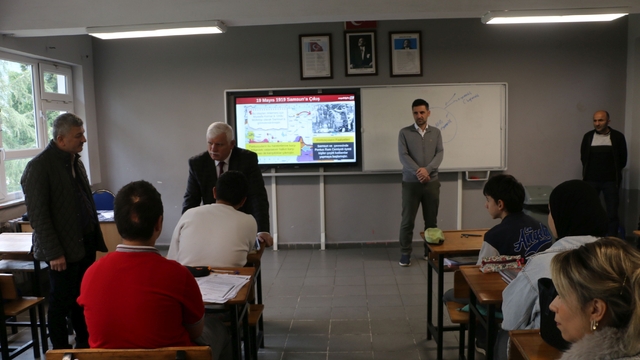 Of Milli Eğitim Müdürü Kabahasanoğlu'ndan vefat eden öğrencinin okuluna ziyaret