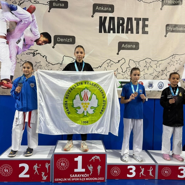 Türkiye Yıldızlar Ligi'nde Manisa BBSK'dan 53 madalya