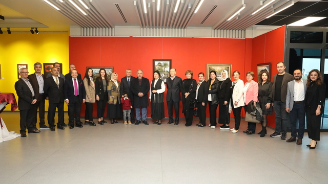 Kayseri'de sergiden elde edilen gelir, meme kanseri tedavisi gören hastalara bağışlandı