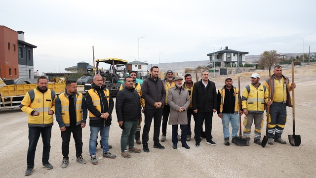 Başkan Çolakbayrakdar: "Kocasinan'ın her köşesinde daha yaşanabilir bir şehir parçası inşa ediyoruz"