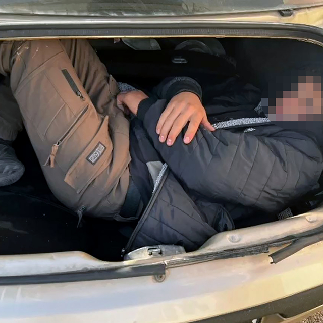 Hatay'da 12 düzensiz göçmen yakalandı; 3 organizatör tutuklandı