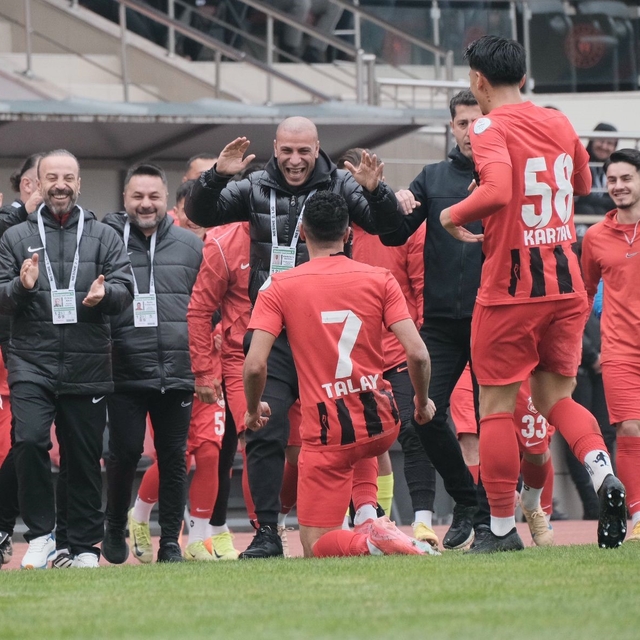 TFF 2. Lig: GMG Kastamonuspor: 7 - Altınordu: 1