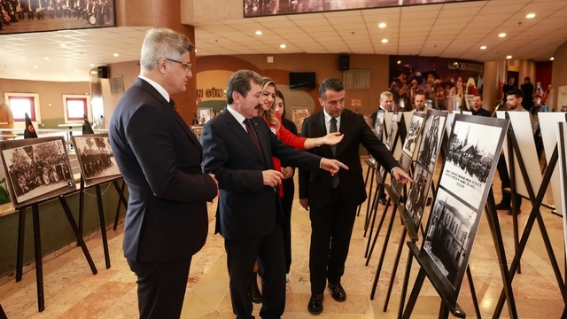 Samsun'da eğitim tarihine yolculuk
"Maarifin İzinde" fotoğraf sergisi yoğun ilgi gördü