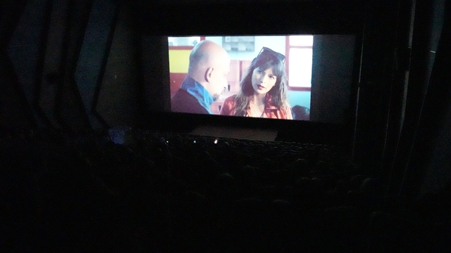 Kadınlar için film gösterimi