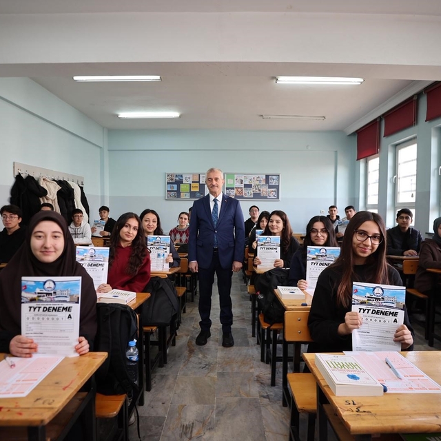 Şahinbey'den sınava hazırlanan öğrencilere önemli destek