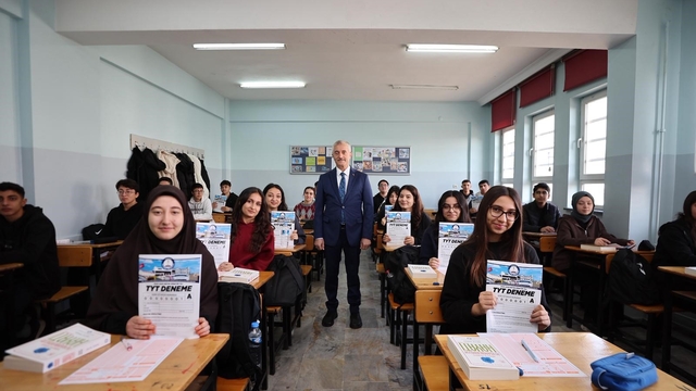 Şahinbey'den sınava hazırlanan öğrencilere önemli destek