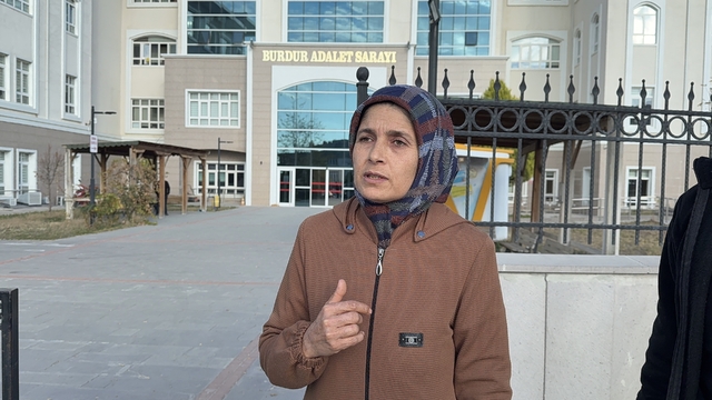 Burdur'da kuzenini av tüfeğiyle öldüren sanık ile eşinin yargılanması sürdü