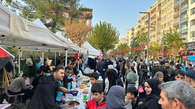 Siirt'te Gazze için iki günde 2 milyon 758 bin TL yardım toplandı