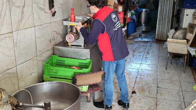 Çanakkale'de izinsiz ve uygunsuz koşullarda et işleme faaliyeti gösteren işletme mühürlendi