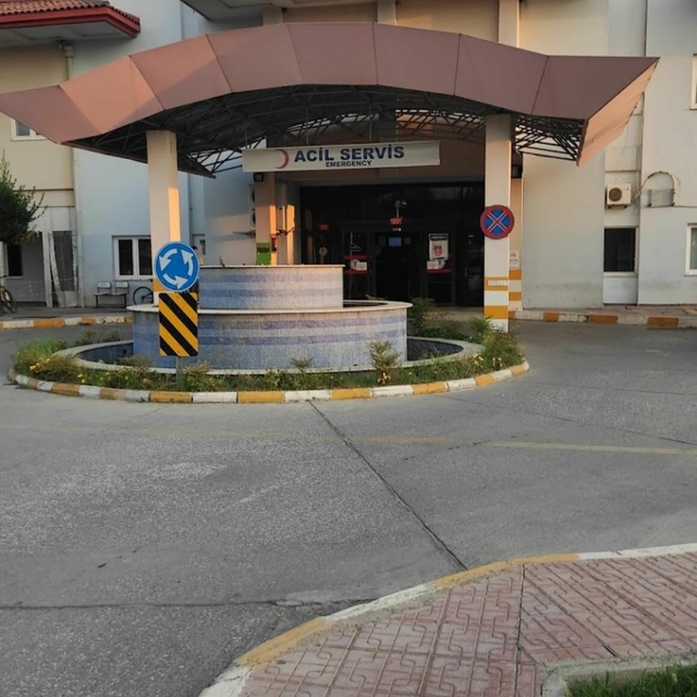 Muğla'da zehirlenme şüphesiyle hastaneye kaldırılan 3 kardeşten 1'i öldü