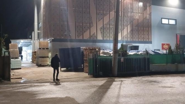 Kayapa OSB'de fabrika yangını: 1 kişi yaralandı
Fabrika yangını kontrol altına alındı