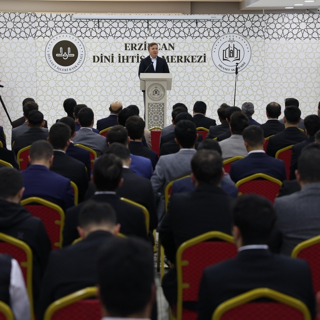 Erzincan'da imam adaylarına 'merhamet' vurgusu