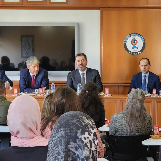 Temel Eğitim Genel Müdürü Savaşçı'nın Kütahya temasları