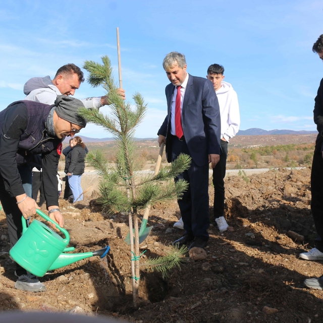 Kütahya'da fidan dikimi etkinliği gerçekleştirildi