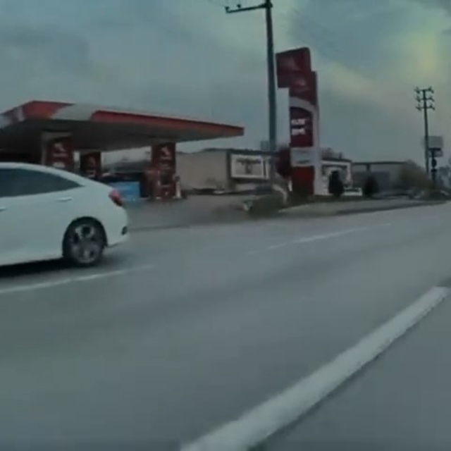 Bursa'da tehlikeli makas kamerada