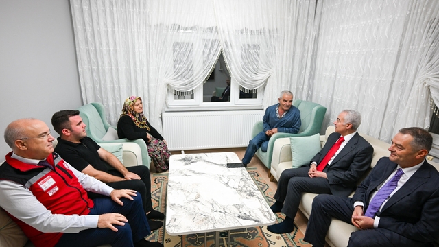 Kırklareli Valisi Turan, Kıbrıs gazisi Bektaş'ı ziyaret etti