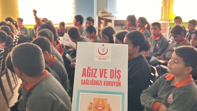 Gemerek'te öğrencilere diş sağlığı eğitimi verildi