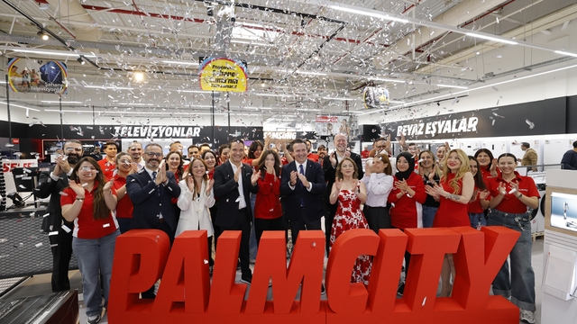 MediaMarkt'ın yeni mağazası Mersin'de açıldı