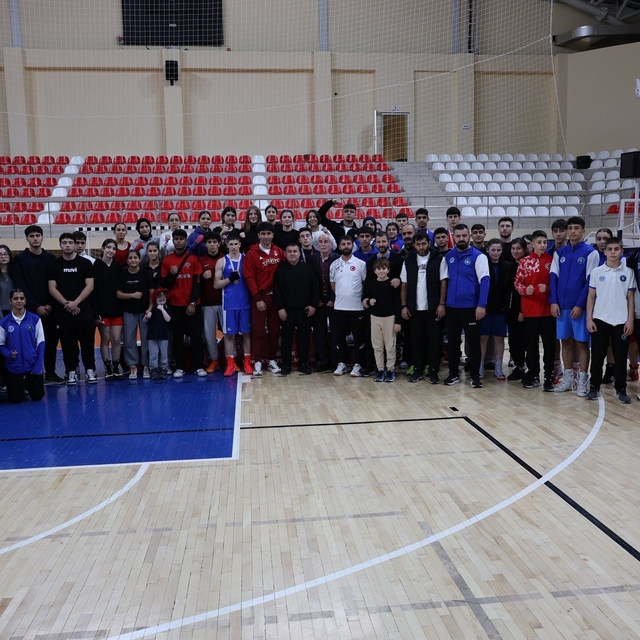 Bilecik'te Atatürk Kupası Boks Müsabakaları tamamlandı