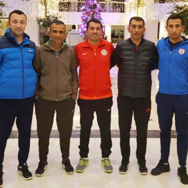 5 kardeş, farklı şehirlerde aynı işi yapıyor