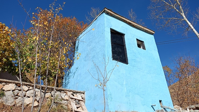 Hakkari'de köylerin içme suyu depoları yenileniyor