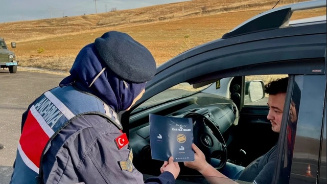 Bayburt'ta sürücüler kadına yönelik şiddetle mücadele konusunda bilgilendirildi