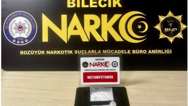 Bilecik'te 1 kişinin üzerinden uyuşturucu madde çıktı