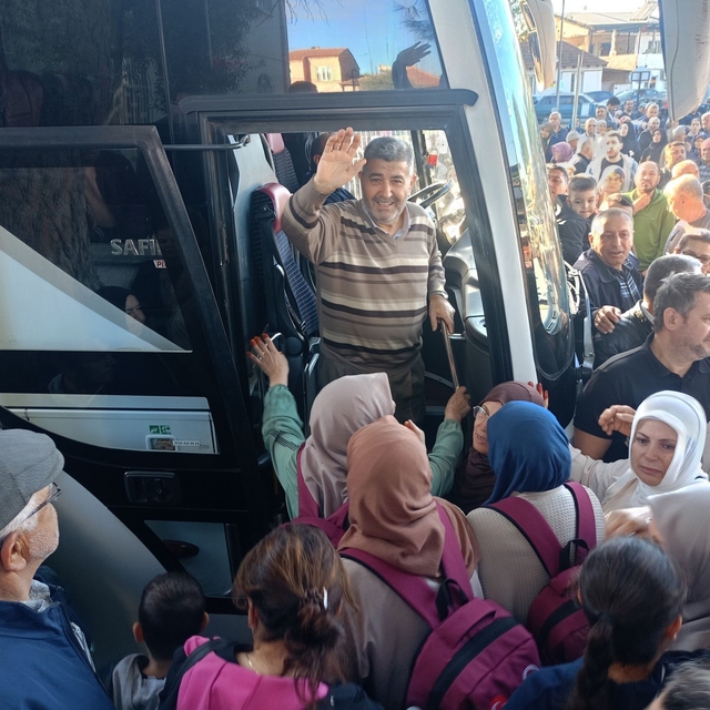 Çineli umreciler kutsal topraklara uğurlandı